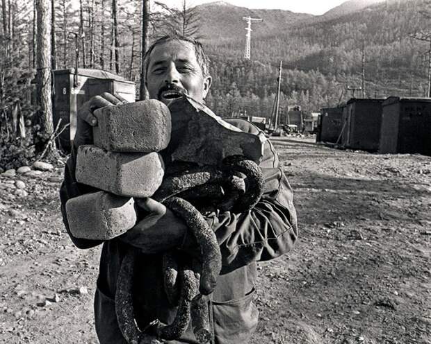 СТРАНА, КОТОРУЮ В 1991 ГОДУ РАЗРУШИЛИ ЭЛЬЦИНЫ, ГАРБЕРЫ, ЧУБАЙСЫ И ДРУГИЕ ЖИДЫ!