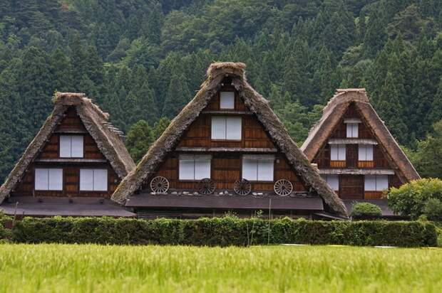 2. Сиракава-го, Япония. 10 самых живописных деревень мира