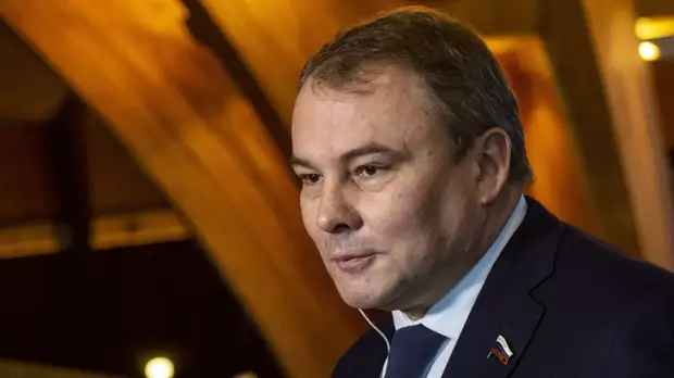 Толстой заявил о снижении качества европейской политики