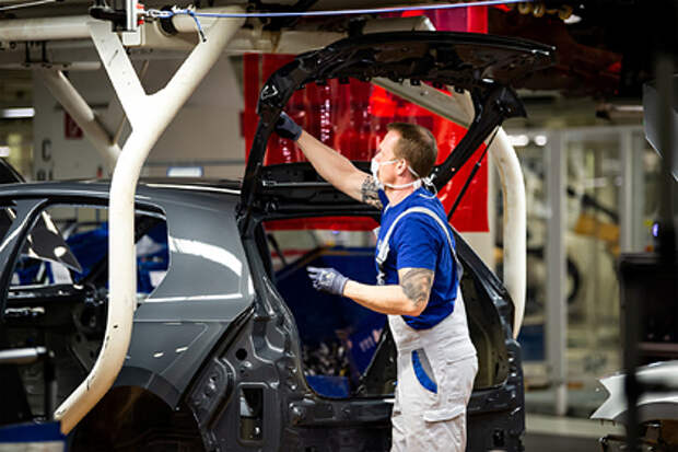 Volkswagen сократит производство