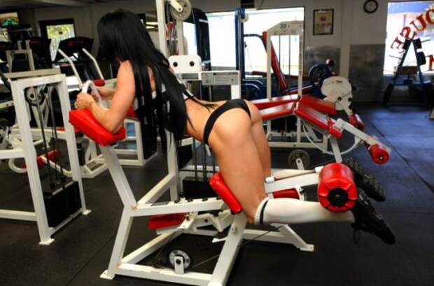 Fit Girls That Are Almost Too Hot to Handle (57 pics)
