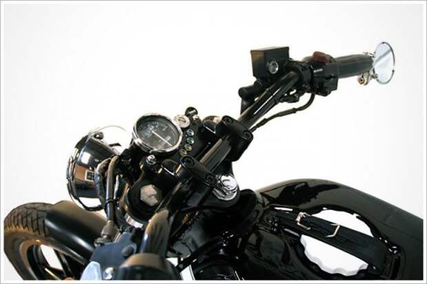 06_11_2012_ellaspedes_cb250n_honda_021 Кастом Honda CB250N 1980 года