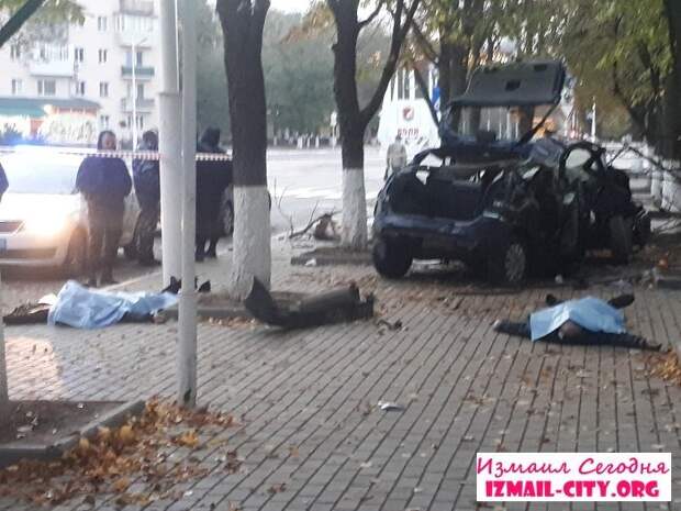 Авария дня. Двое погибших, двое в реанимации, а пьяный водитель не пострадал