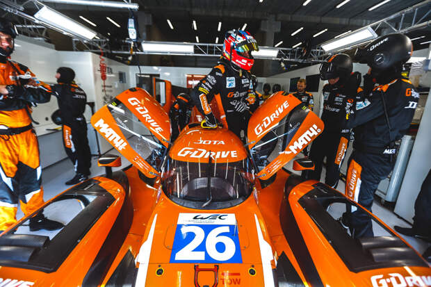 Роман Русинов о том, почему сезон-2016 для G-Drive Racing вдруг пошел под откос, и как он будет выигрывать в 2017-м. Фото 15