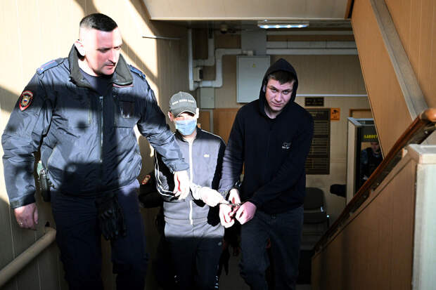 Суд обязал мошенников выплатить Ларисе Долиной 62 млн рублей