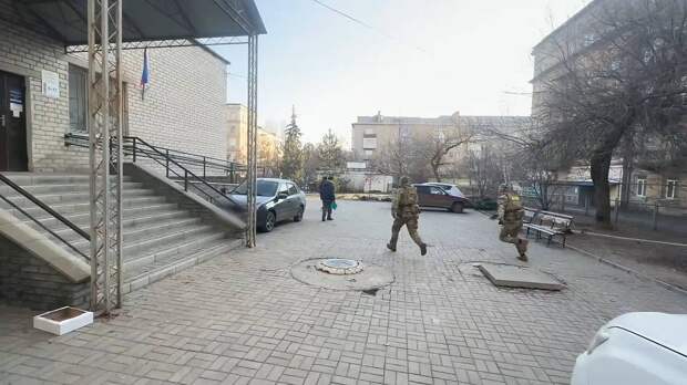 Причастный к планированию ракетно-бомбовых ударов по России мужчина попал на видео