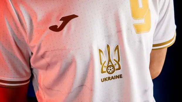 Юрист высказался о возможном ретушировании формы сборной Украины во время трансляций