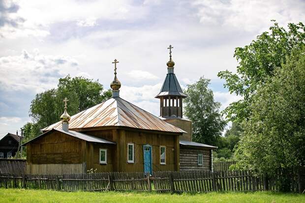 В селе два храма, этот - старообрядческий