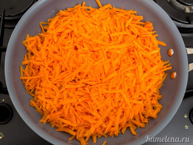 Морковный рулет со сливочным сыром — 1 шаг