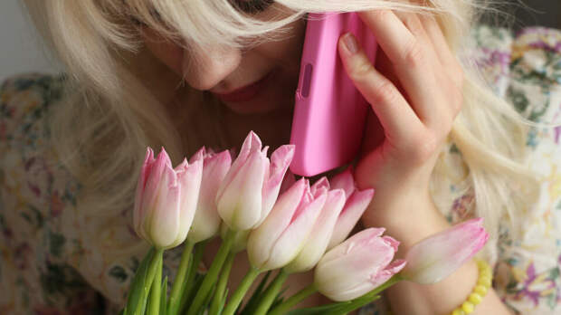 Россиян предупредили о схемах мошенничества перед 8 Марта