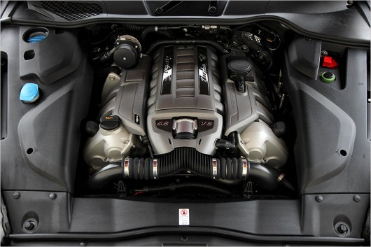 Тест-драйв: BMW X5 M против Porsche Cayenne Turbo S