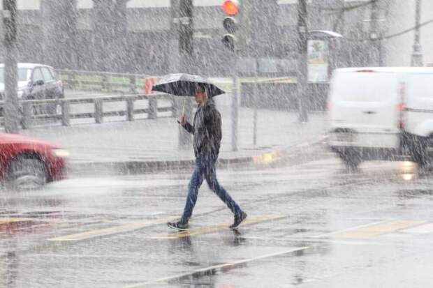 Снегопад начался в Москве