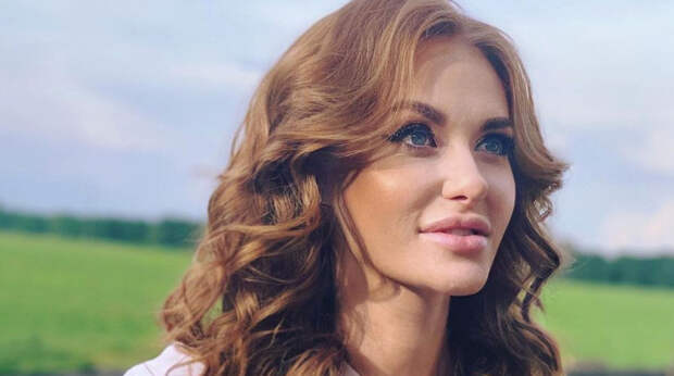 Слава Каминская показала свой "характер" в обтягивающих штанах