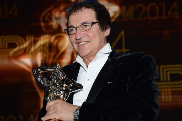 Телеведущий Дмитрий Дибров выиграл суд против юридического сервиса