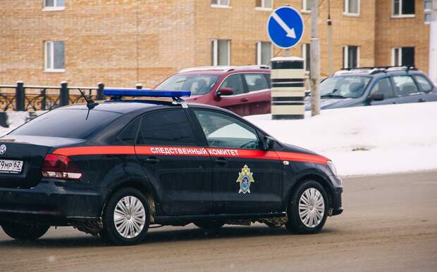 В Рязани возбудили дело по факту падения наледи с крыши на мужчину