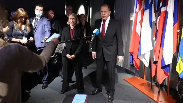 «Не товарищ для России»: Лавров об отношениях с НАТО