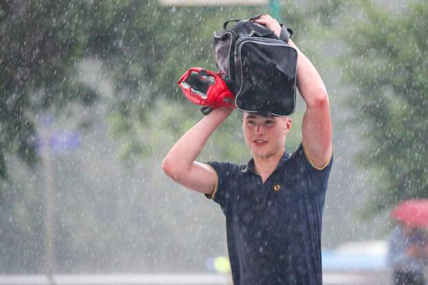Гроза с дождём накроет Москву 3 июля