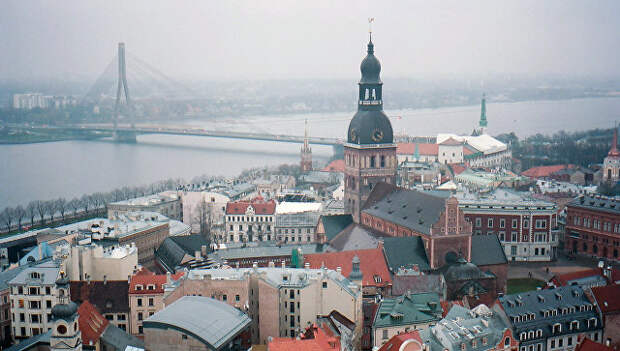 Колокольня Домского кафедрального собора в Риге в Латвии. Архивное фото