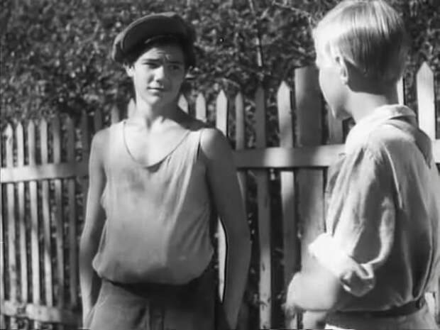 Кадр из фильма *Тимур и его команда*, 1940 | Фото: kino-teatr.ru