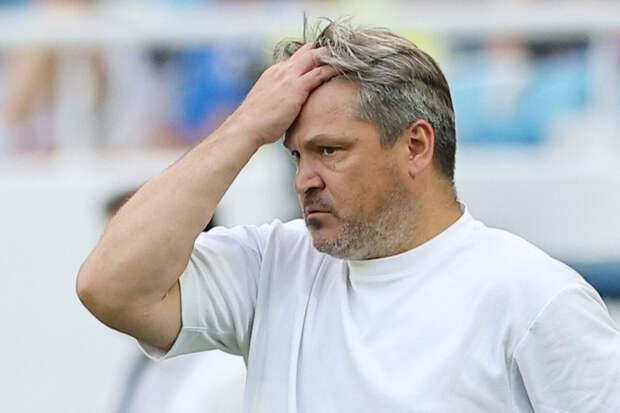 Тренера "Динамо" Евсеева оштрафовали на 100 тысяч рублей за брань на интервью