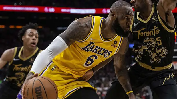 Стивен Эй Смит объяснил, почему Леброн Джеймс не является величайшим игроком всех времен