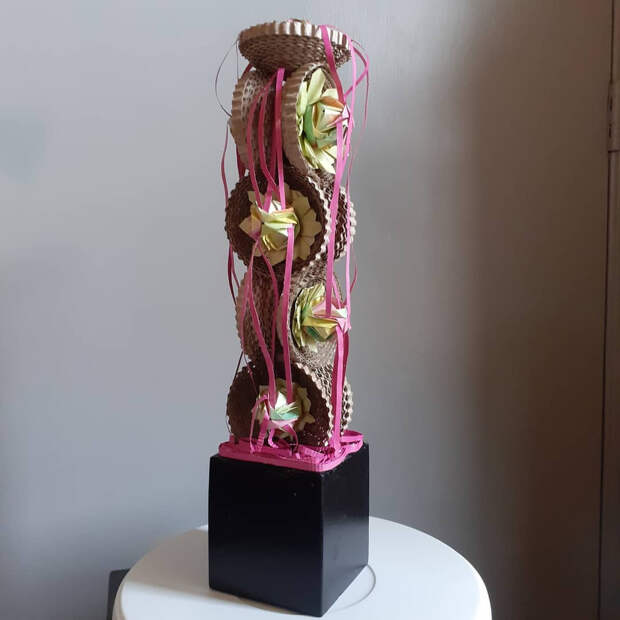 Замысловатое искусство из цветной бумаги от Intuition Paper Art