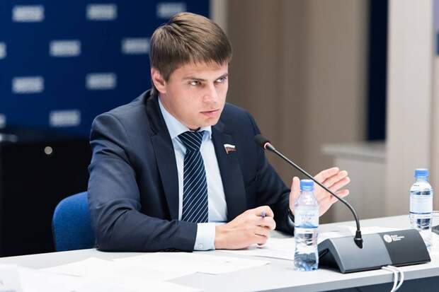 В Госдуме предложили ввести возможность самозапрета международных входящих звонков