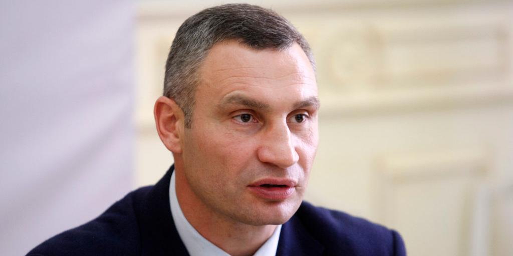 Клично назвал заболевших COVID-19 несовершеннолетних неполноценными