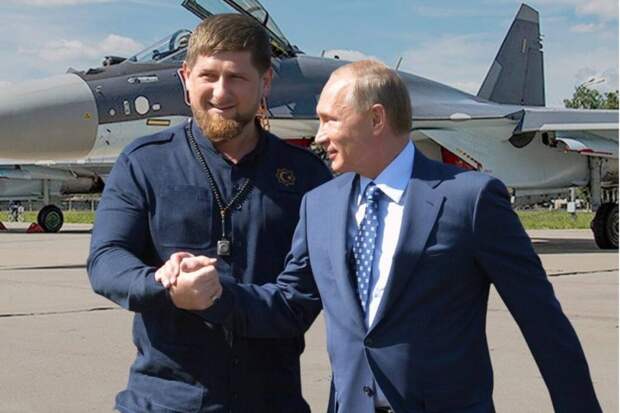 Кадыров предложил 1 млн рублей угадавшему, что ему прошептал Путин