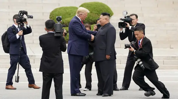 Подводная армада КНДР: зачем Пхеньян объявил о создании новой субмарины