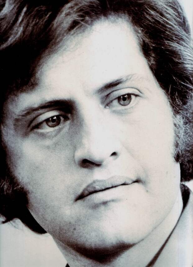 Джо дассен. Joe Dassin. Певец Джо Дассен. Джо Дассен фото. Французский певец Джо Дассен.