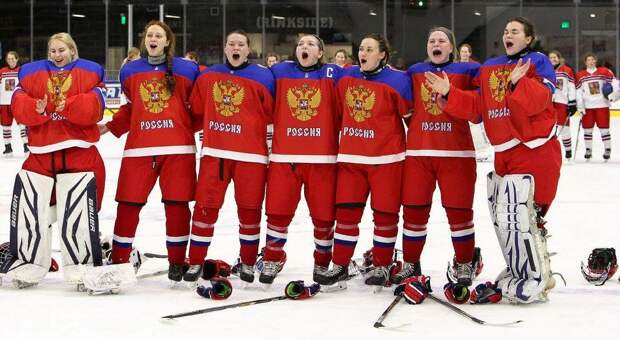 Российские хоккеистки заставили смолкнуть трибуны, освиставшие наш гимн (ВИДЕО)