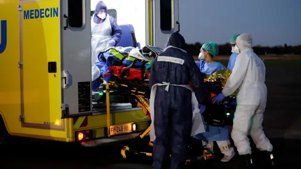 Во Франции зафиксировали рекордное количество случаев COVID-19