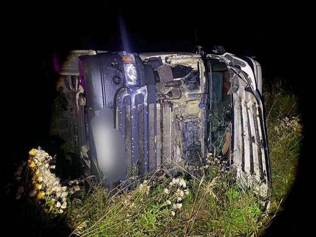 Грузовик и пассажирский автобус столкнулись в Воткинском районе