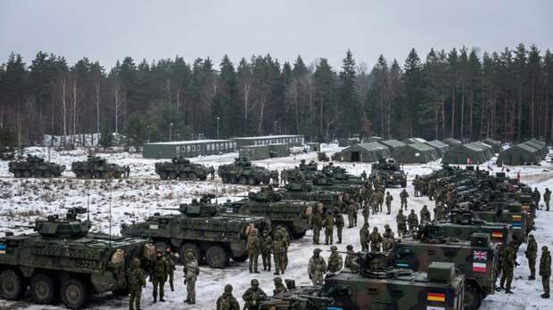 МО: численность войск НАТО в Прибалтике с 2022 года выросла почти в два раза