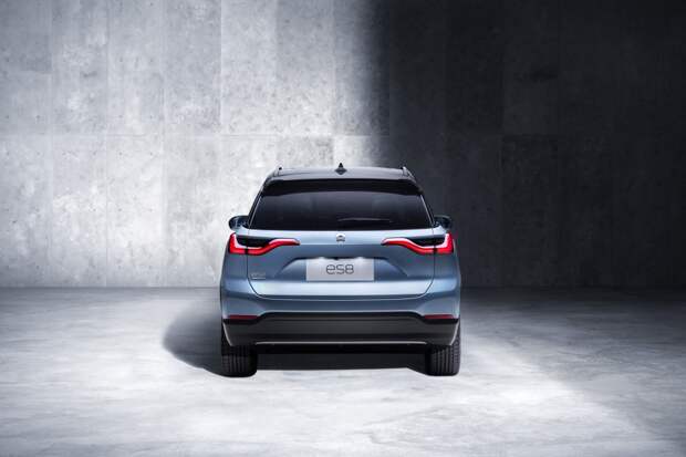 NIO-ES8-3