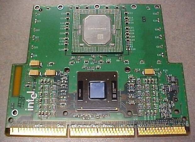 Xeon Slot II без "одежды"