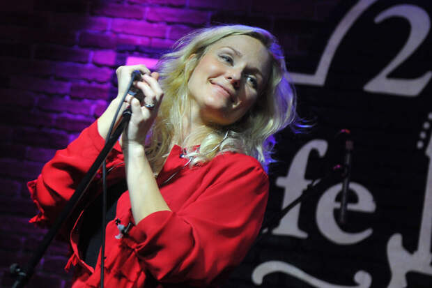 Юристка Гордон обвинила Диброва и Товстика в пропаганде свингерства