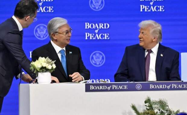 Посланный небесами Трамп и орден сенатору: Астана рвётся в любимые жёны Вашингтона