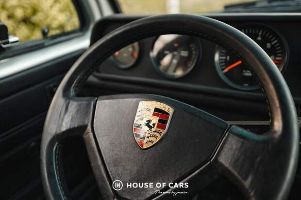 Необычный микроавтобус Volkswagen с двигателем от Porsche 911