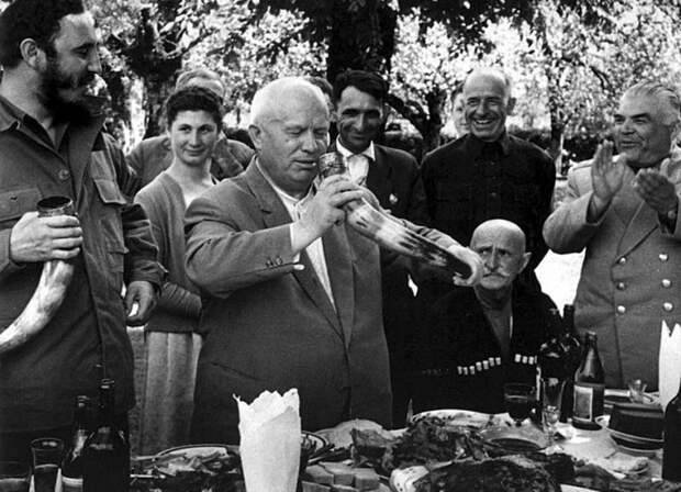 Сколько пили лидеры России
