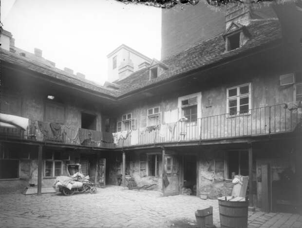 Wien 9, Sдulengasse 10