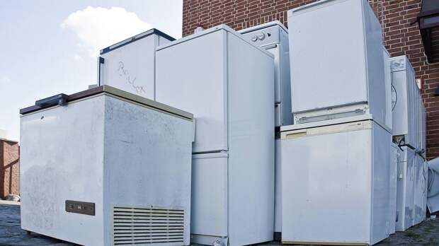 Двое детей задохнулись в морозильной камере во время игры в прятки в Колумбии