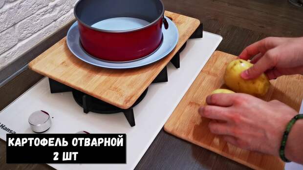 Соседка на праздник угостила салатом «Аристократ», гости съели его в первую очередь. Теперь и я всегда такой готовлю - делюсь