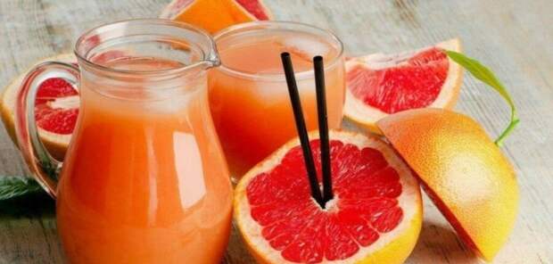 Сок из грейпфрутов и апельсинов снижает риск развития остеопороза