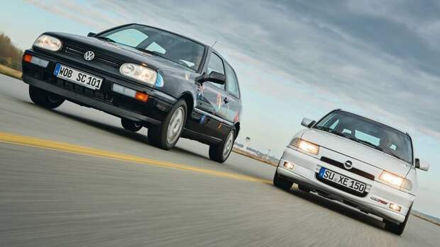 Сравнить Opel Astra GSi 16V и VW Golf 2.8 VR6