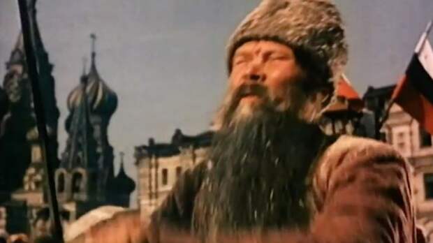Про «власовскую тряпку» в фильме «Старинный водевиль», 1946 г. Про «власовскую тряпку» в фильме «Старинный водевиль», 1946 г.