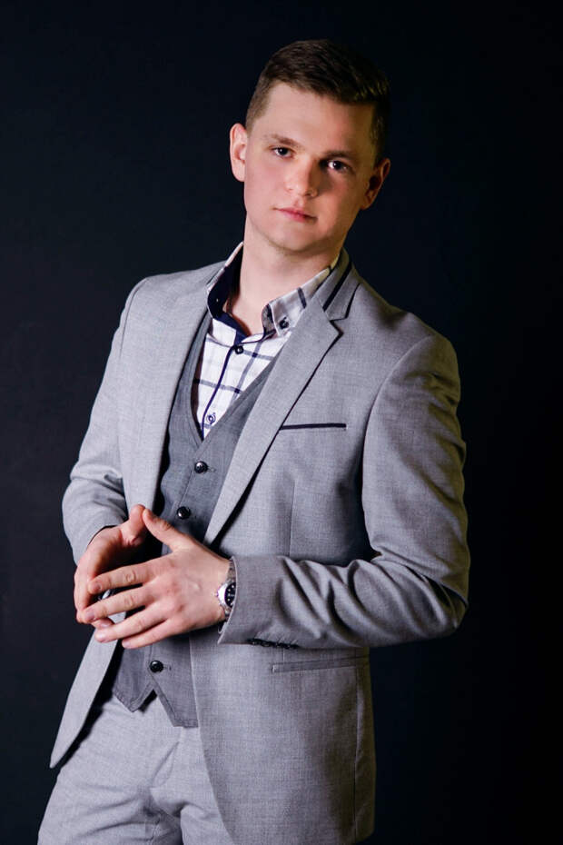 Evgeniy_Kirsanov_IIYa.jpg Evgeniy_Kirsanov_IIYa.jpg