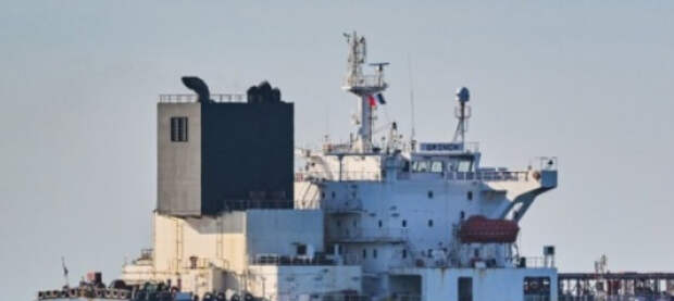 Франция отпустила захваченный танкер Grinch