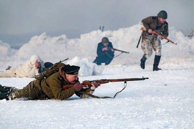 Покушение на пехотинца, несущего победу на кончике штыка